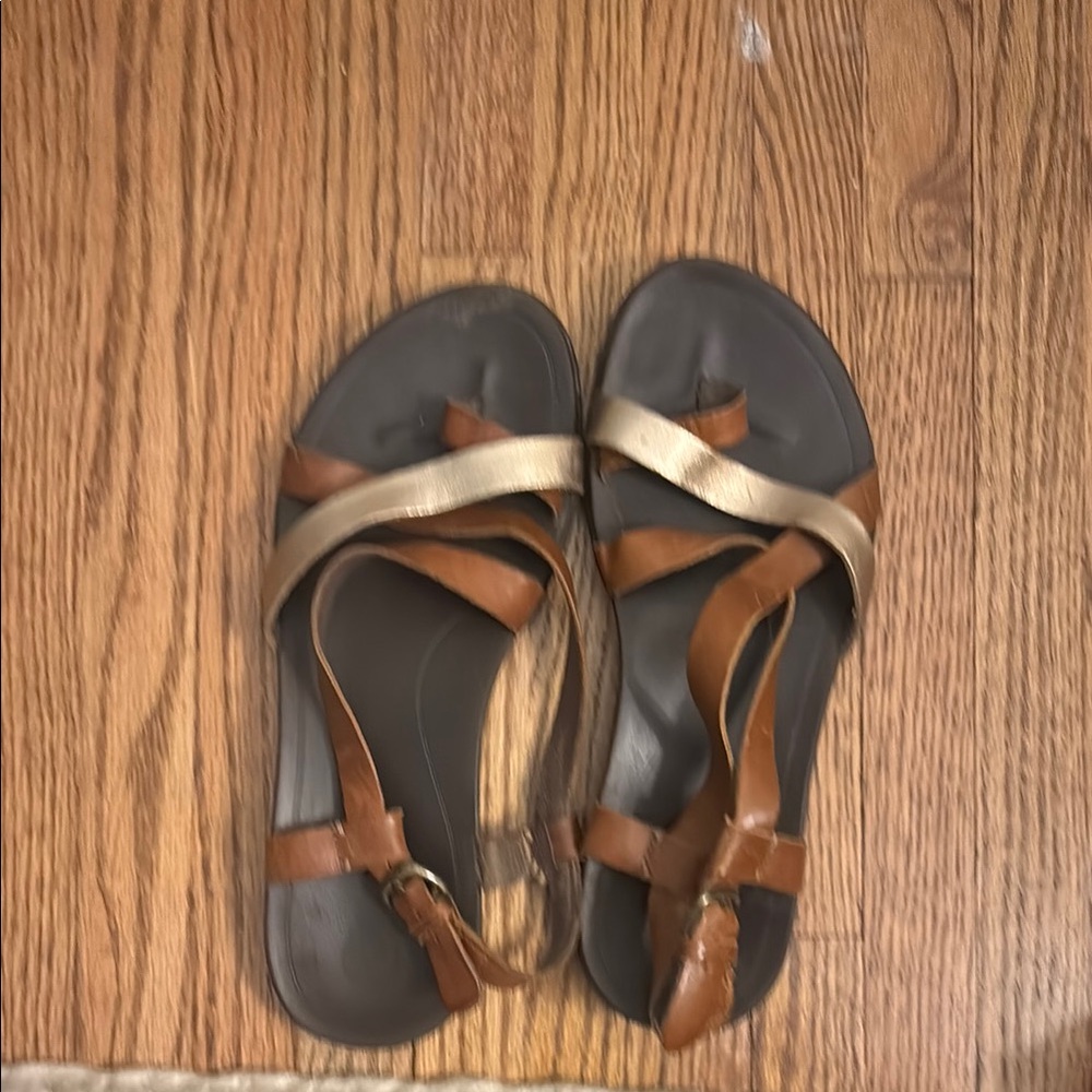 Olukai Brown and Tan Women's Sandals